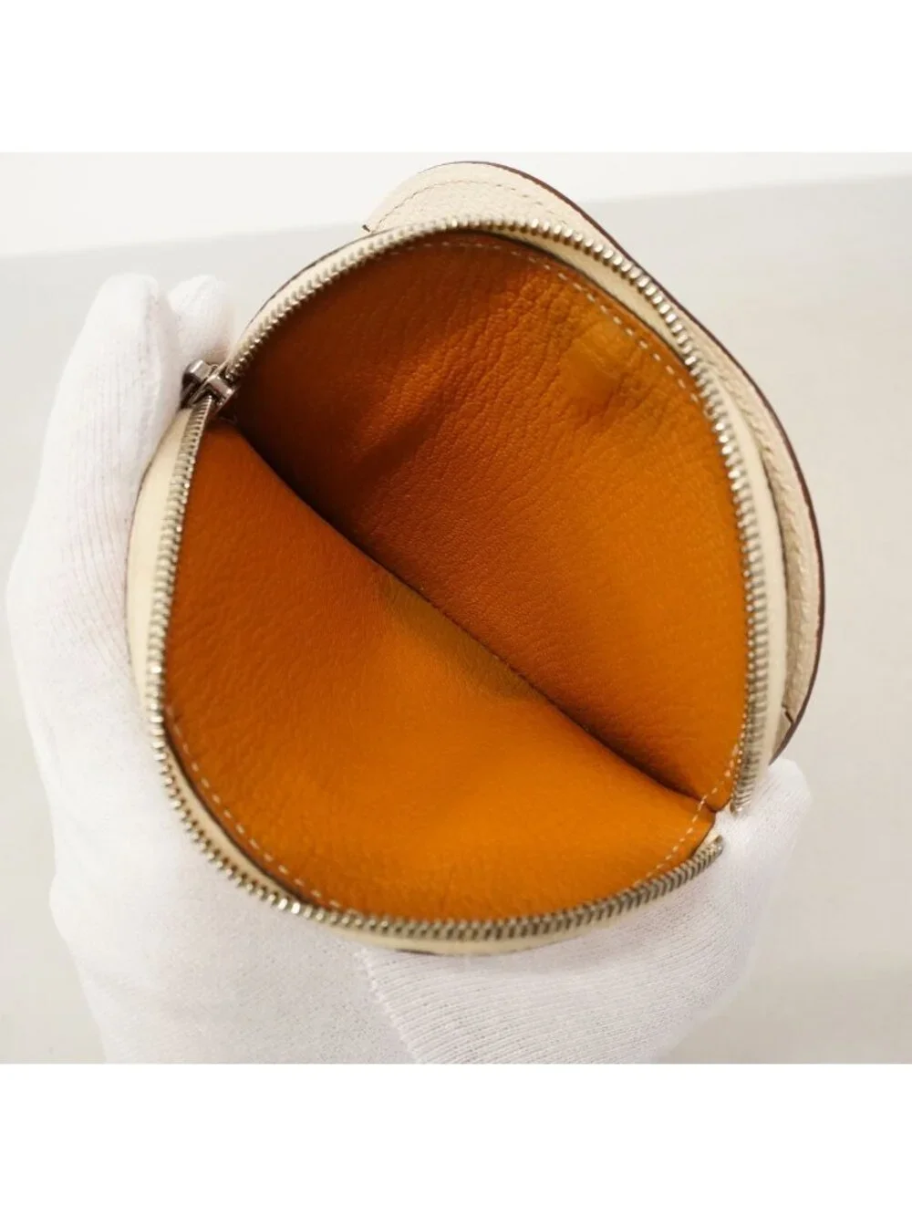 Hermes Coin Case in the Loop Chevre Mysore White Sesame Silver